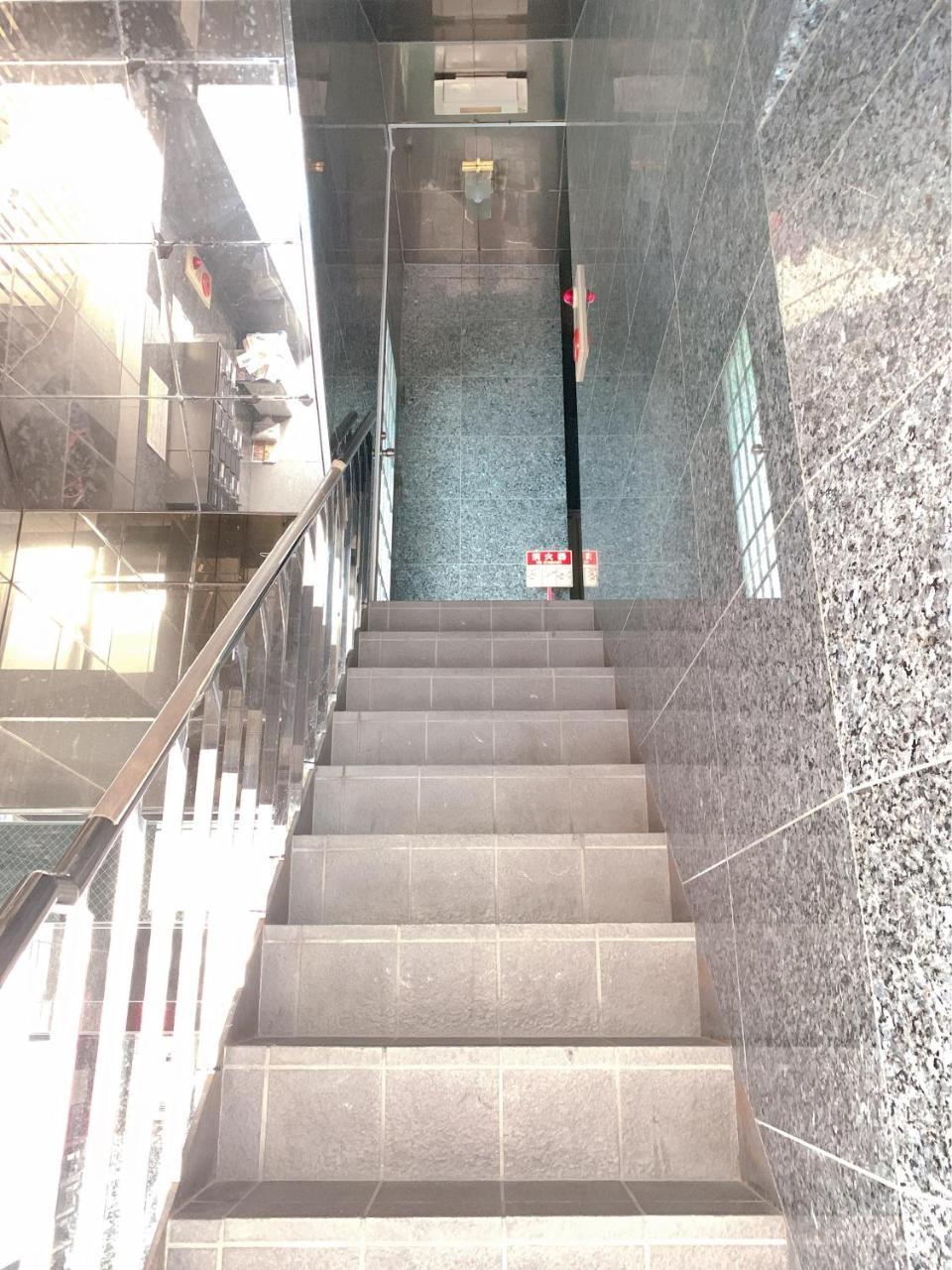 Konitel 今里 * Ōsaka